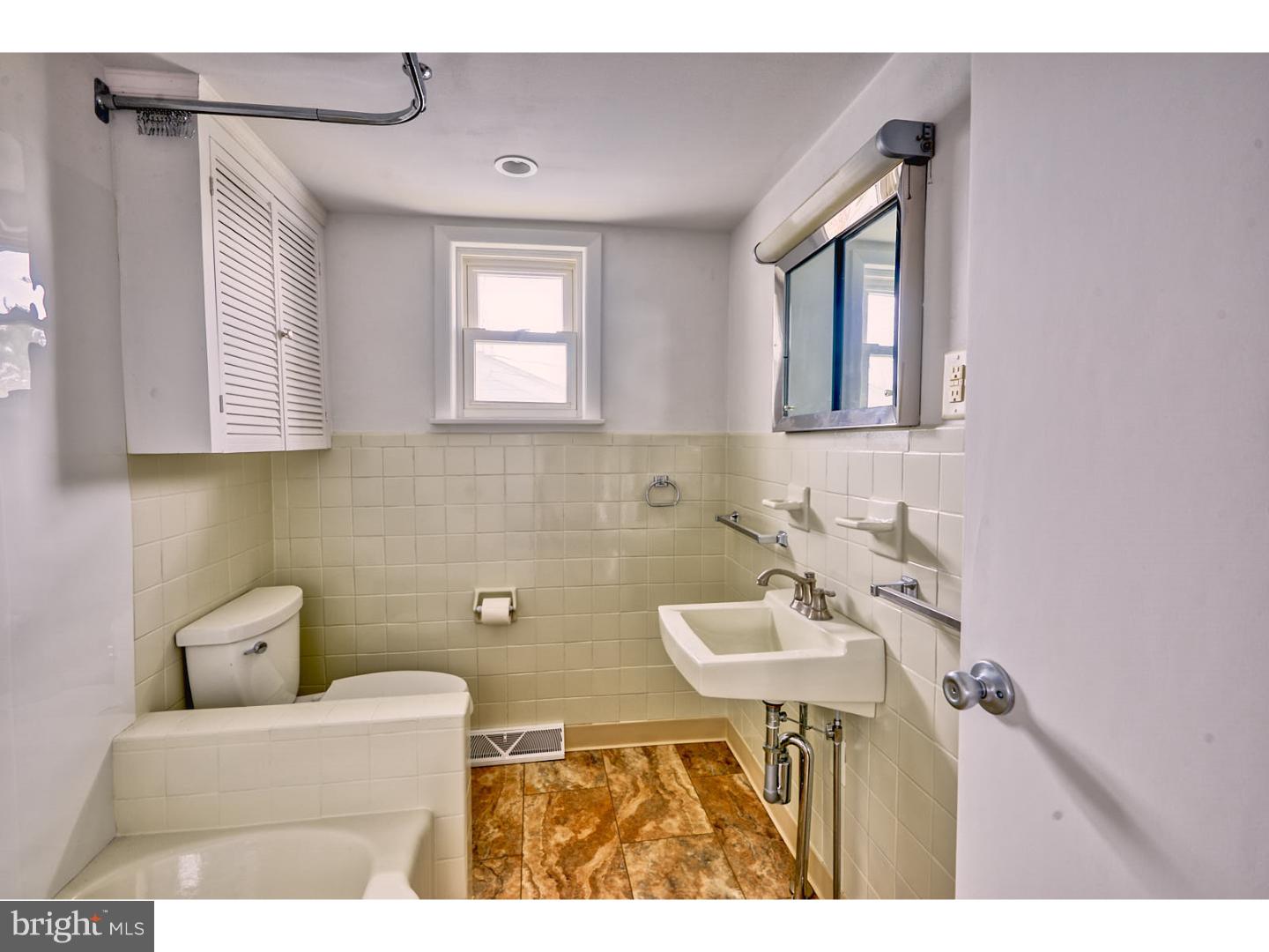 1511 Ridge Avenue Reading, PA 19607 - Photo 5 of 24 Gallery Image 5