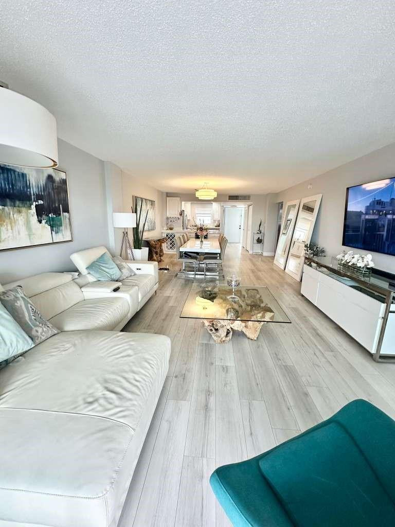 299 North Riverside Drive, Unit PH 5 Pompano Beach, FL 33062 - Photo 4 of 19 Photo 4