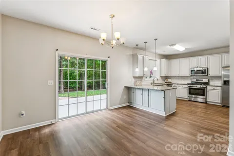 $485,000 | 1206 East Arrow Lake Court, Fort Mill, SC 29707