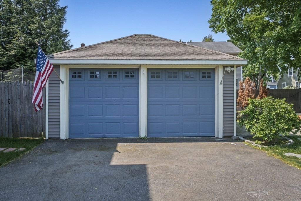26 Cedar Street, Unit 2 Marblehead, MA 01945 - Photo 36 of 37 a front view of a house
