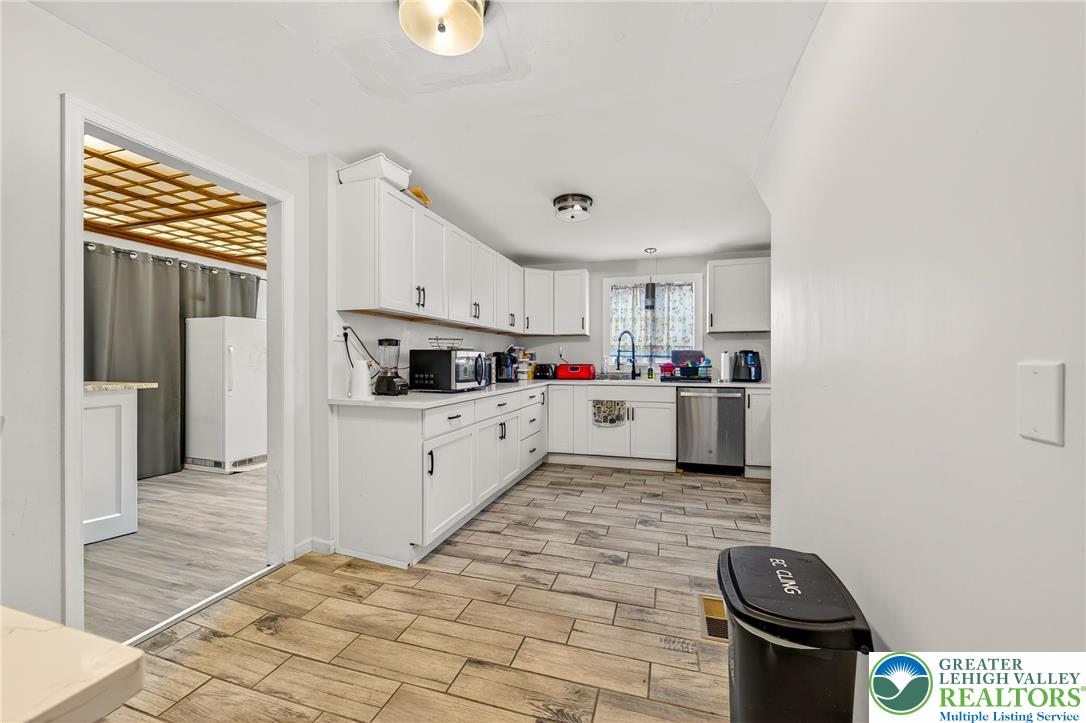 22 South 1st Street Bangor, PA 18013 - Photo 21 of 79 Kitchen