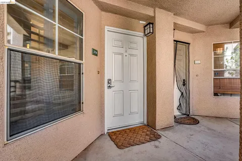 $390,000 | 180 Caldecott Lane, Unit 314, Oakland, CA 94618