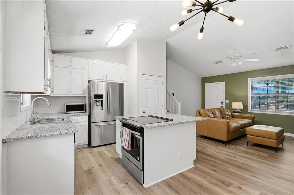 4127 Warren Road Flowery Branch, GA 30542 - Photo 7 of 37