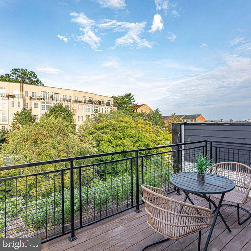 2240 Ontario Road Northwest, Unit PH7 Washington, DC 20009 - Photo 26 of 30