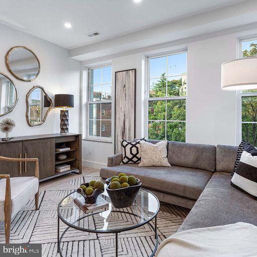 2240 Ontario Road Northwest, Unit PH7 Washington, DC 20009 - Photo 6 of 30