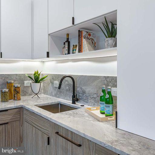 2240 Ontario Road Northwest, Unit PH7 Washington, DC 20009 - Photo 10 of 30