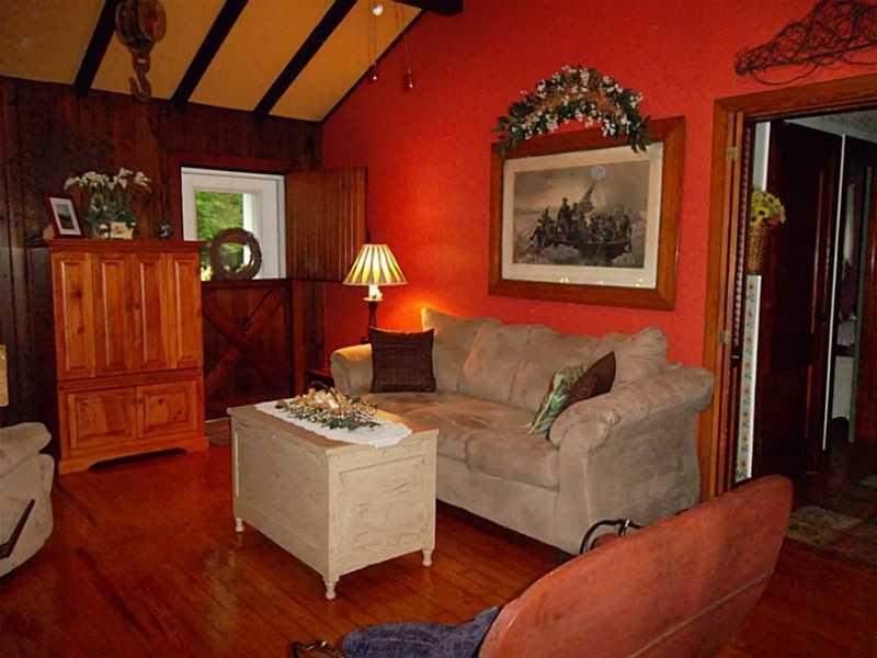 115 Broadview Road New Stanton, PA 15672 - Photo 5 of 14 1st Floor Plan. living room