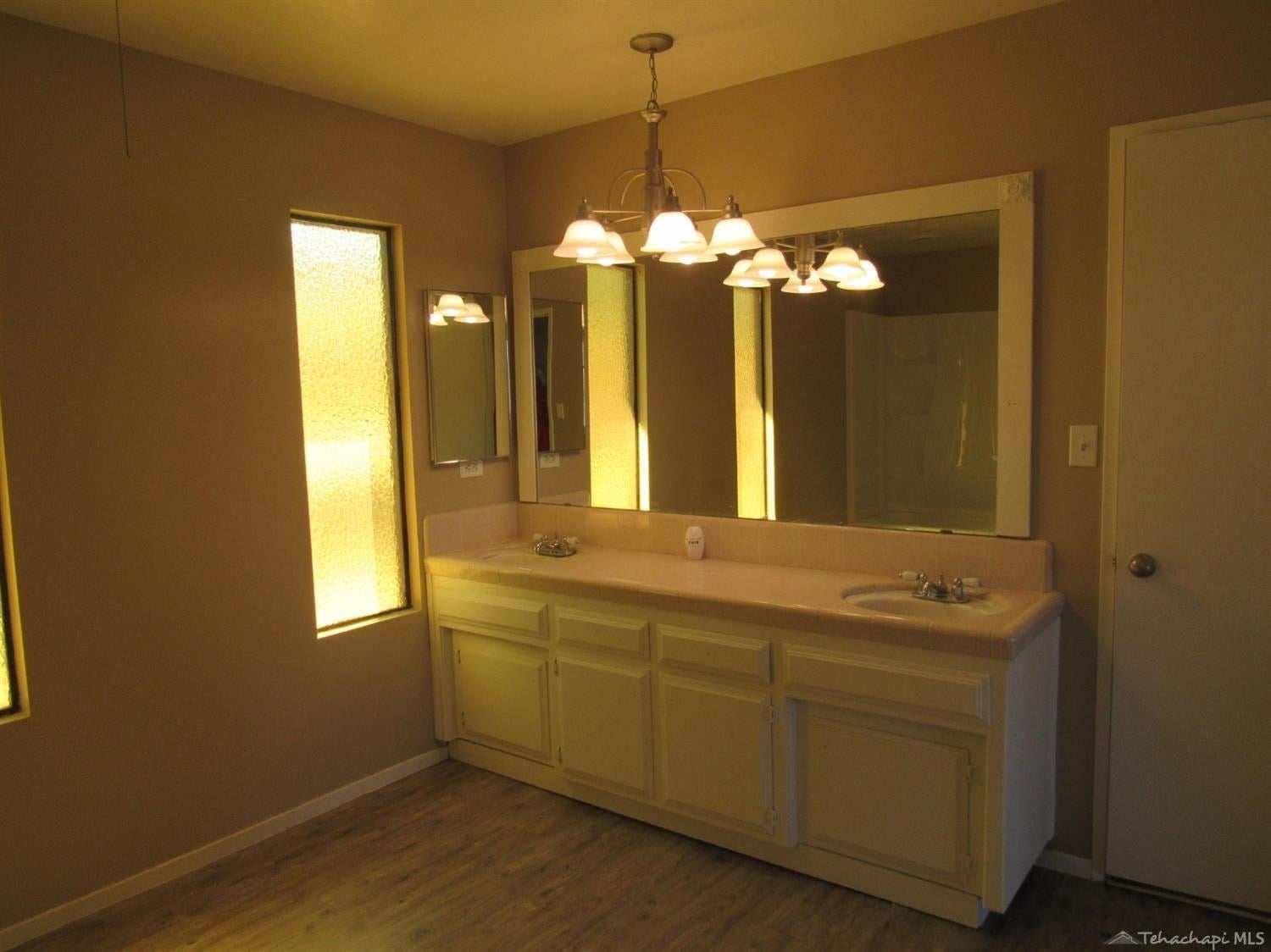 28400 Carry Back Court Tehachapi, CA 93561 - Photo 7 of 24 Gallery Image 7