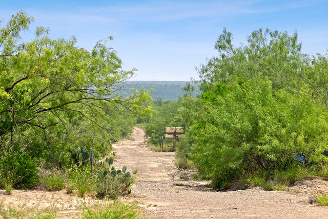 $4,048,881 | 0 Hwy 16 Zapata Tx 78076, Zapata, TX 78076