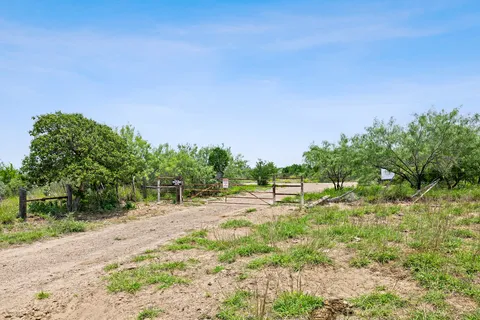 $4,048,881 | 0 Hwy 16 Zapata Tx 78076, Zapata, TX 78076