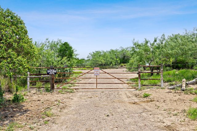 $4,048,881 | 0 Hwy 16 Zapata Tx 78076, Zapata, TX 78076