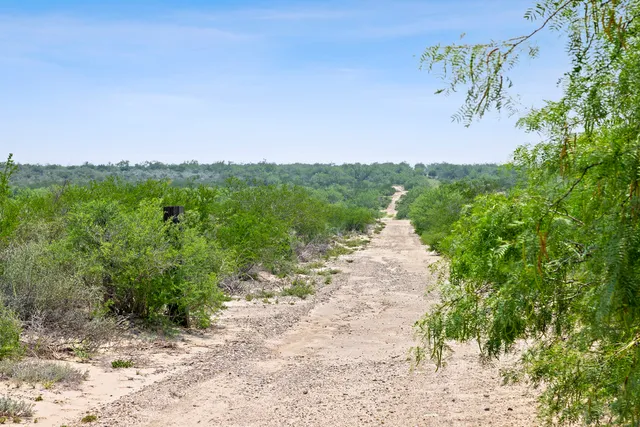 $4,048,881 | 0 Hwy 16 Zapata Tx 78076, Zapata, TX 78076