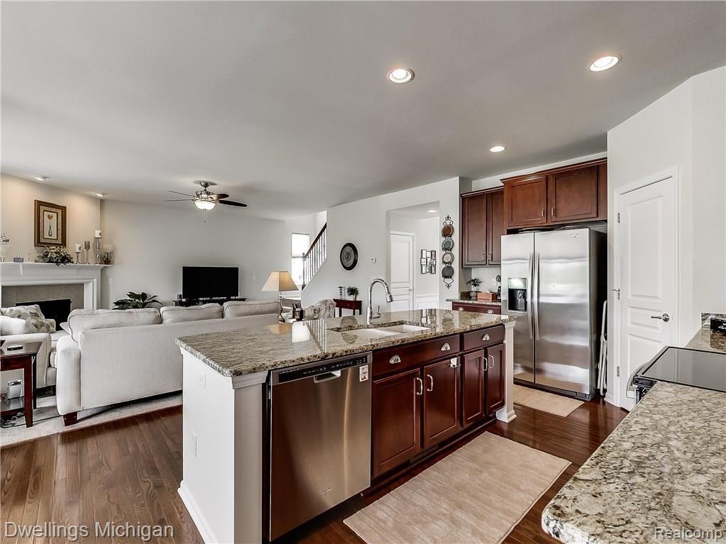 1682 Steeple Chase Road Canton, MI 48188 - Photo 3 of 48
