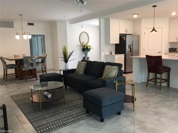 $2,695 | 6011 Ellerston Way Avenue, Unit 811, Immokalee, FL 34142