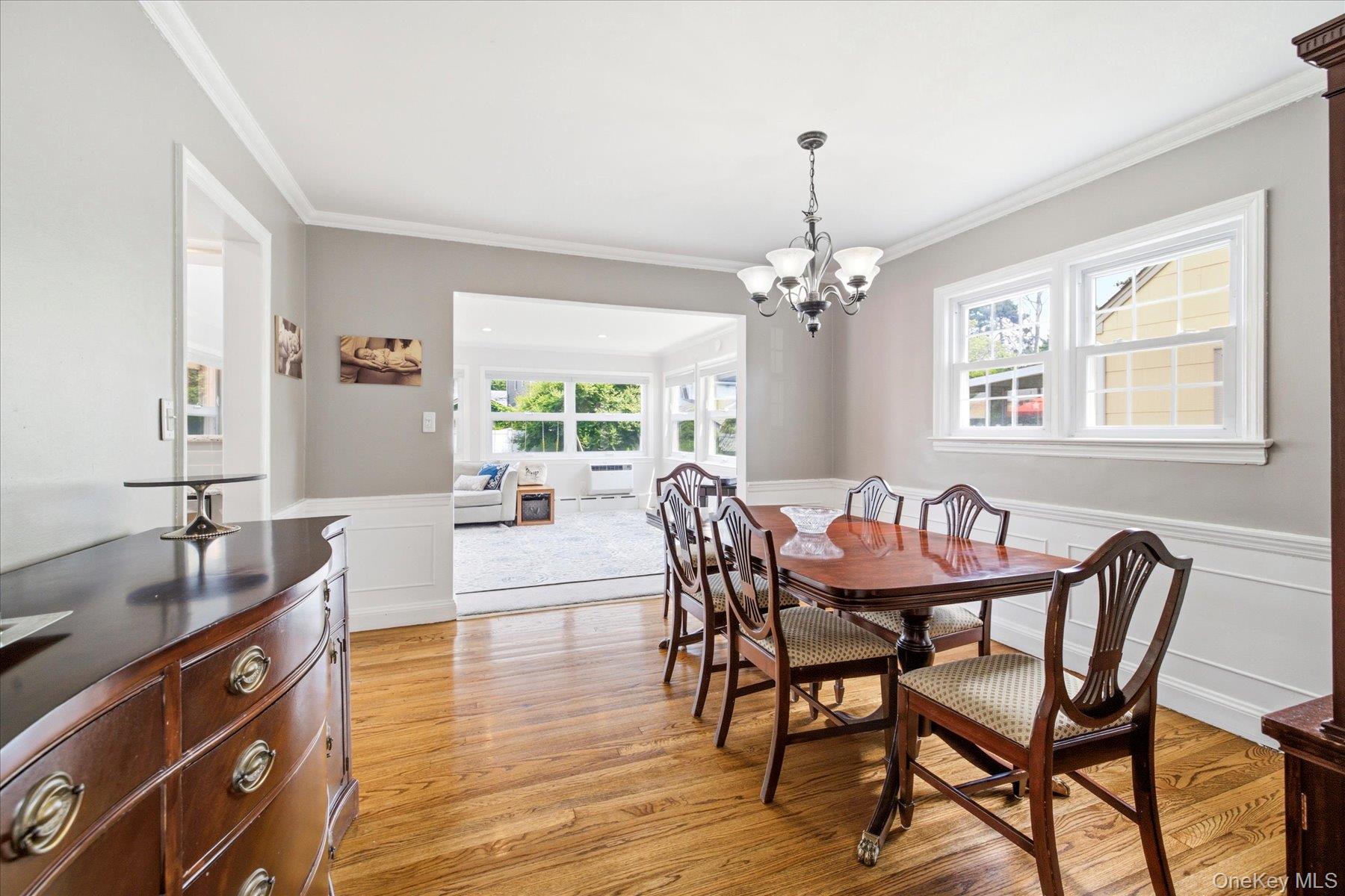 41 Hart Street Lynbrook, NY 11563 - Photo 10 of 30