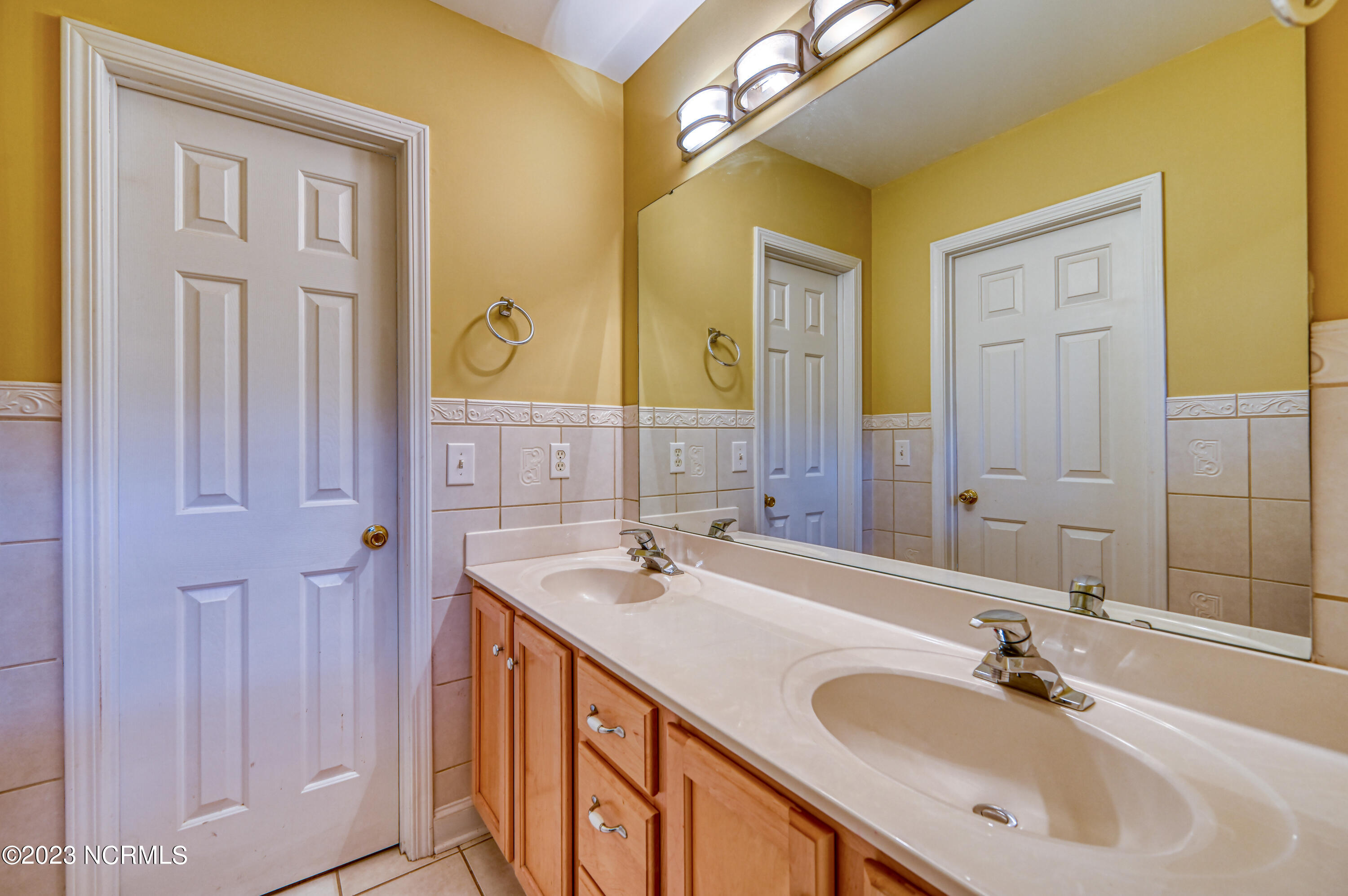 128 Shandy Way Hampstead, NC 28443 - Photo 20 of 31 023