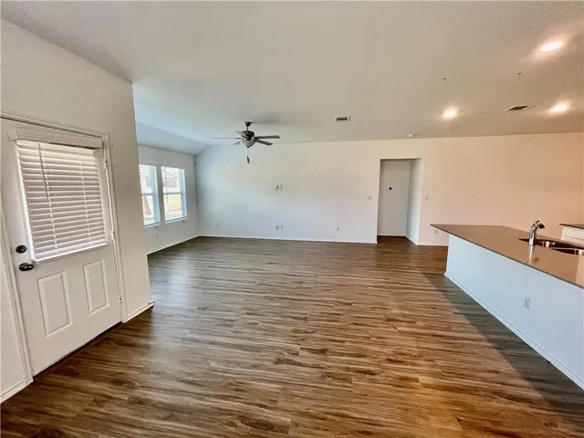 $2,200 | 1721 Devine Lake Bend, Leander, TX 78641