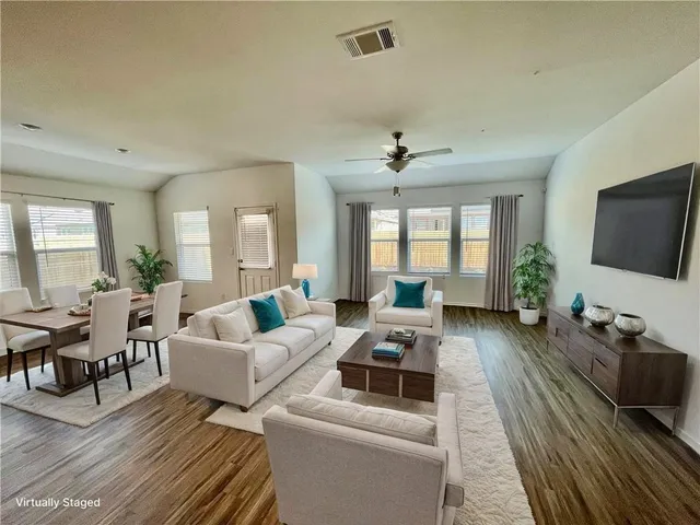 $2,200 | 1721 Devine Lake Bend, Leander, TX 78641