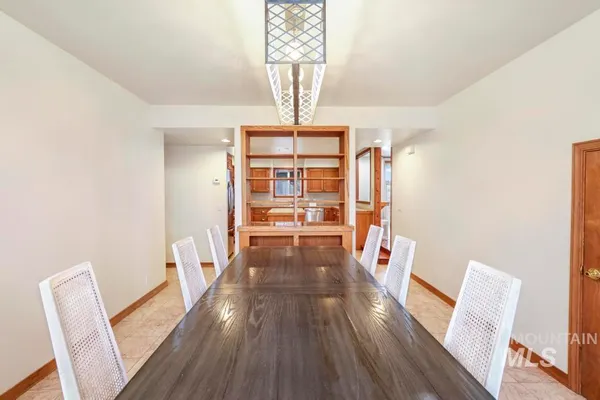 $547,000 | 568 North 150 East, Shoshone, ID 83352