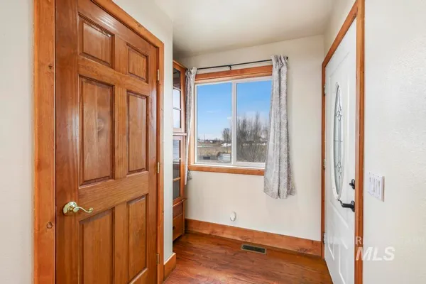 $547,000 | 568 North 150 East, Shoshone, ID 83352