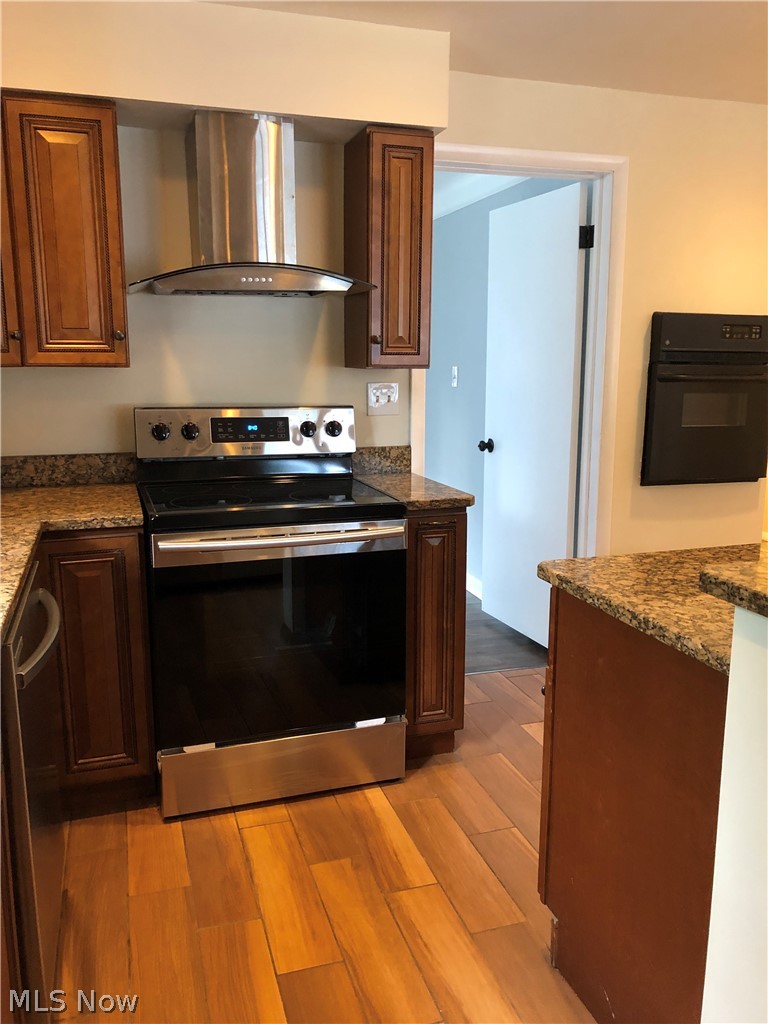 5203 Spencer Road Cleveland, OH 44124 - Photo 5 of 30 Gallery Image 5