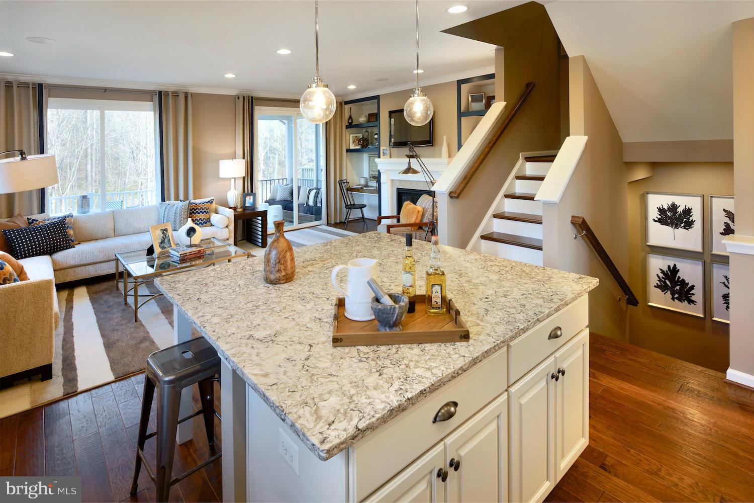 9057 Connor House Road Manassas, VA 20111 - Photo 3 of 10 a kitchen with granite countertop lots of counter top space