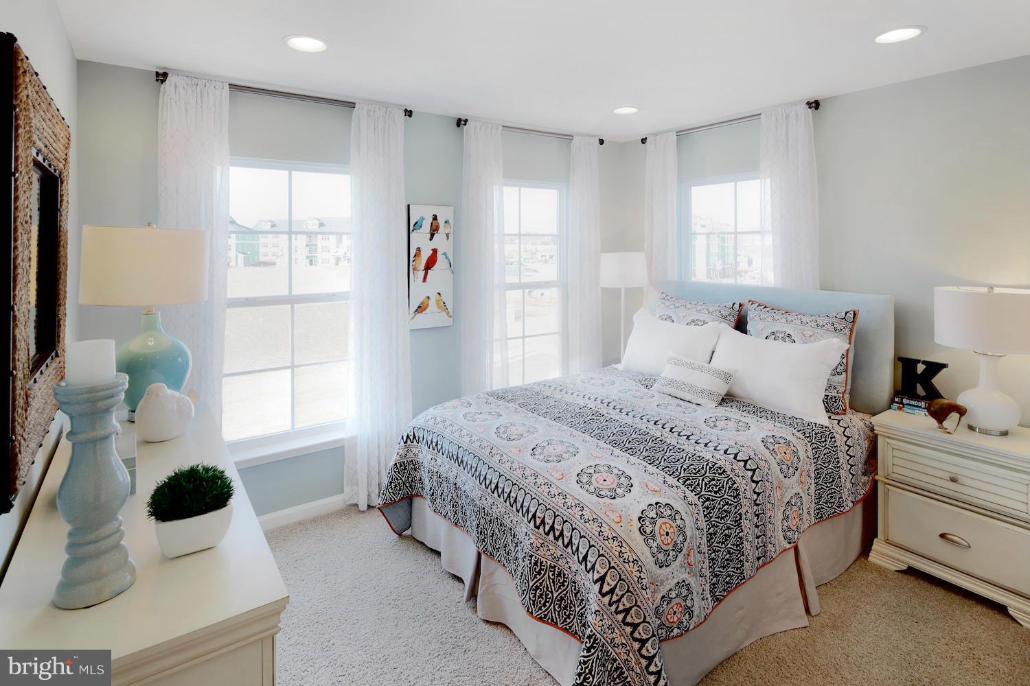 9057 Connor House Road Manassas, VA 20111 - Photo 8 of 10 a bedroom with a bed and a window