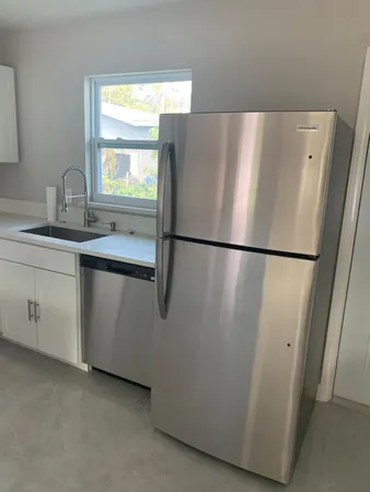 $2,400 | 3195 Mc Sherry Drive, Unit 3195, Lake Worth, FL 33461