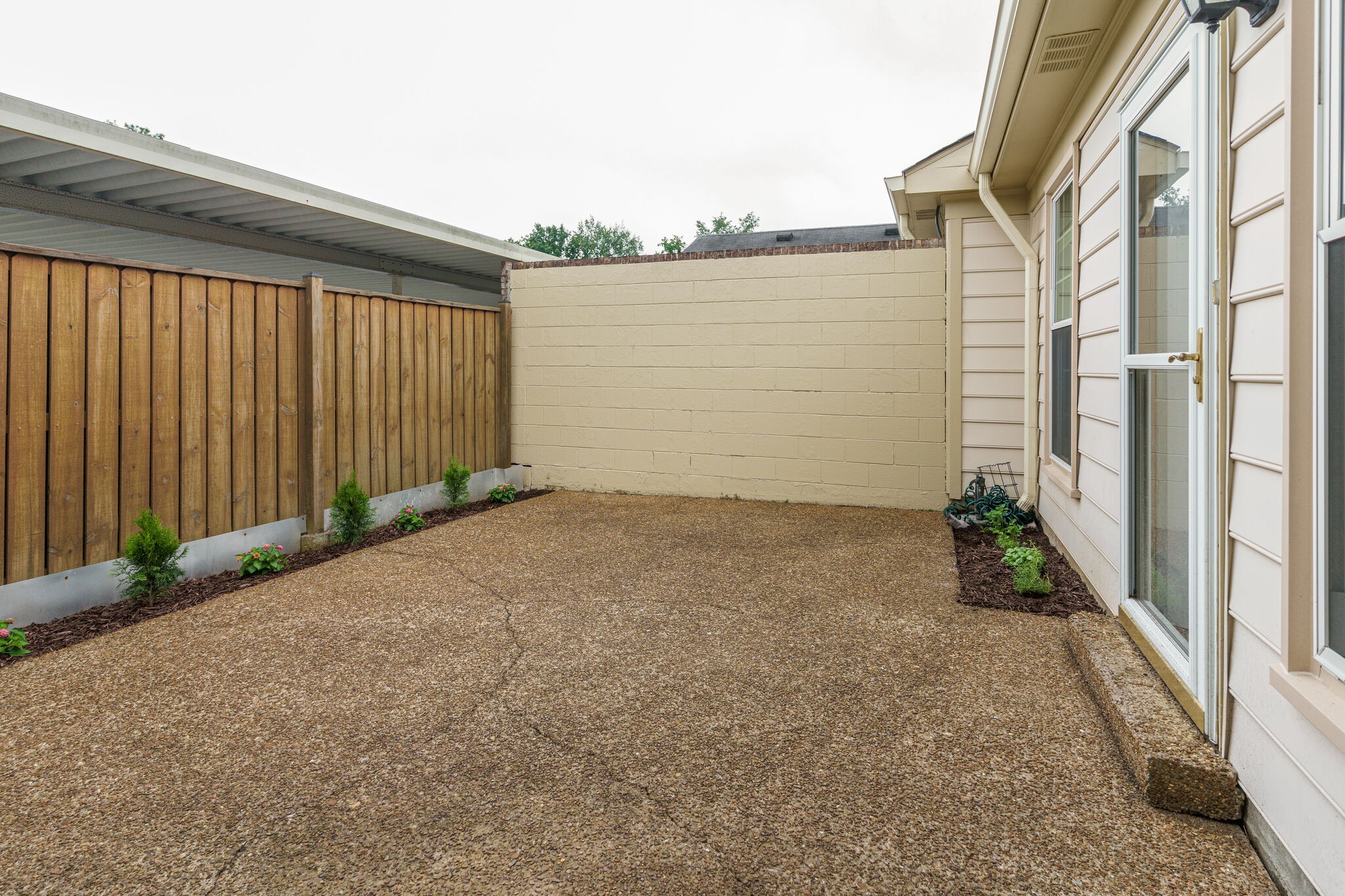 950 General George Patton Road Nashville, TN 37221 - Photo 33 of 34 a view of a backyard with pathway