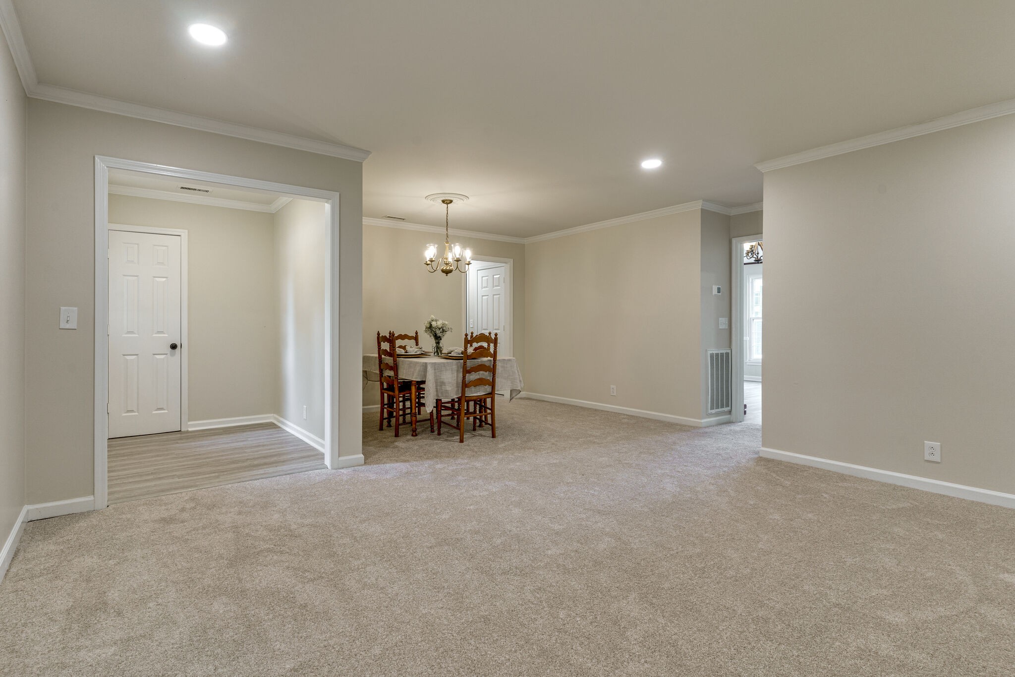 950 General George Patton Road Nashville, TN 37221 - Photo 9 of 34 an empty room with furniture and a ceiling fan
