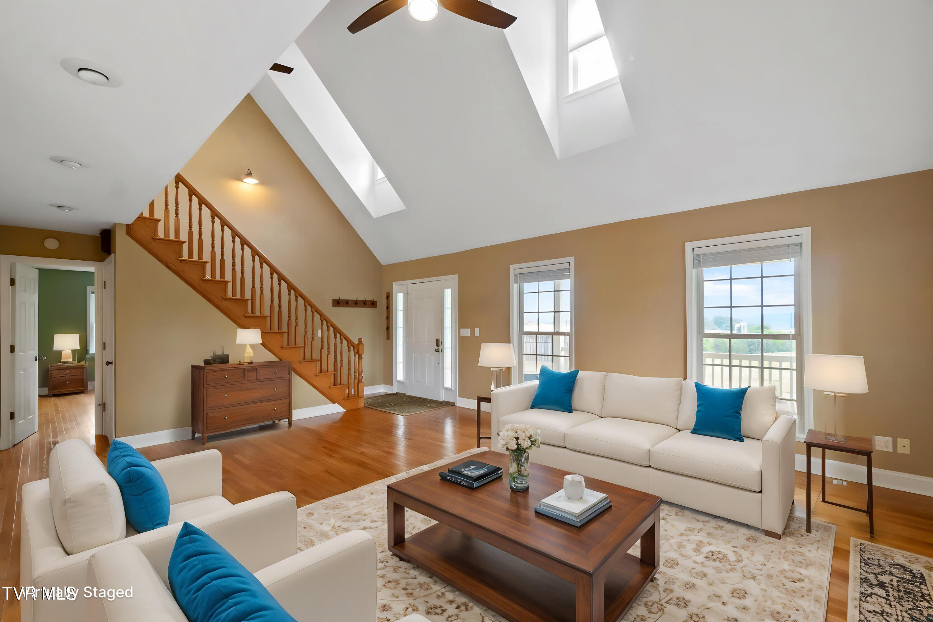 2361 Old Stage Road Greeneville, TN 37745 - Photo 12 of 88 9 - Living Room - Standard - 0
