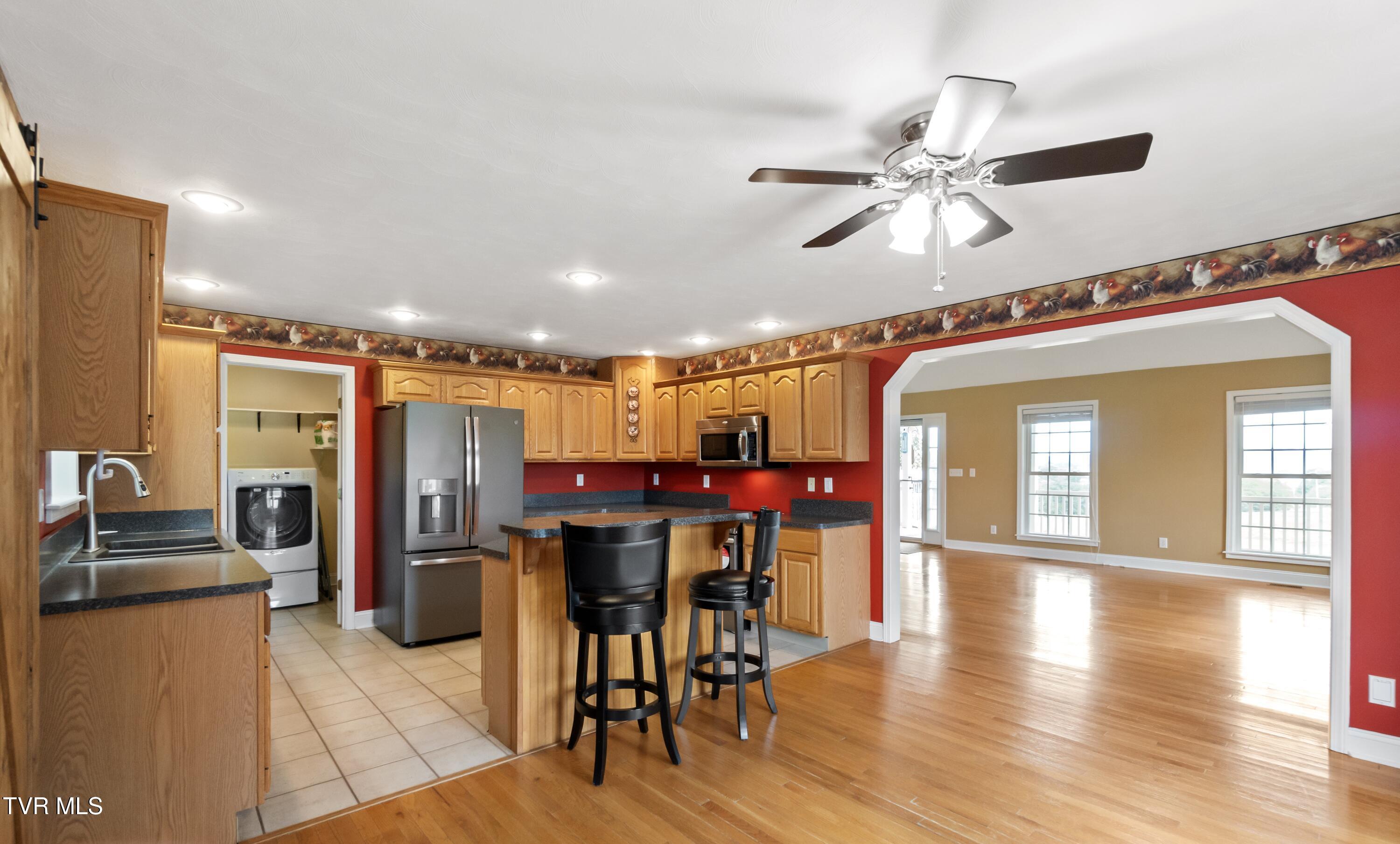 2361 Old Stage Road Greeneville, TN 37745 - Photo 18 of 88 14
