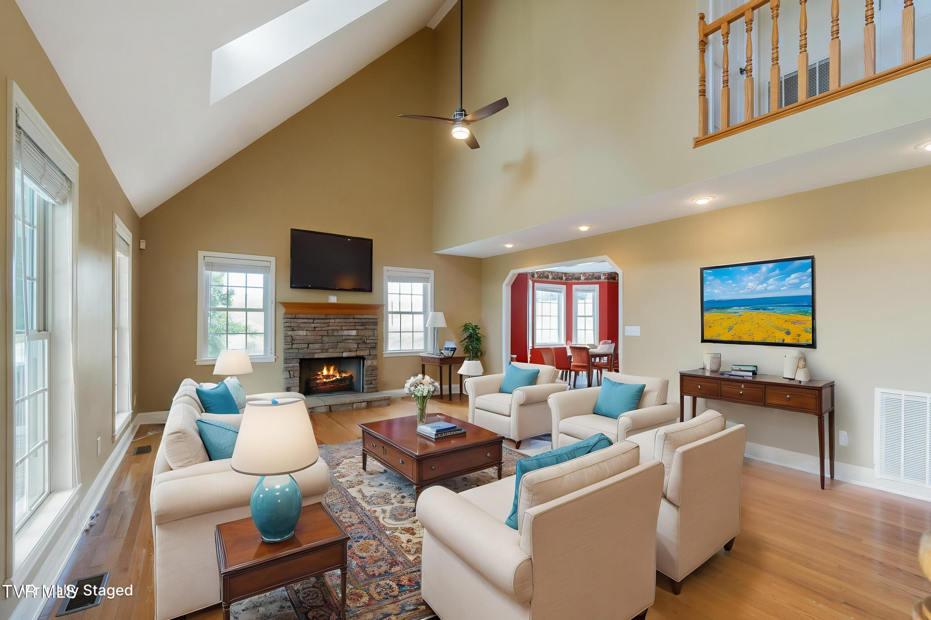 2361 Old Stage Road Greeneville, TN 37745 - Photo 4 of 88 3 - Living Room - Standard - 1
