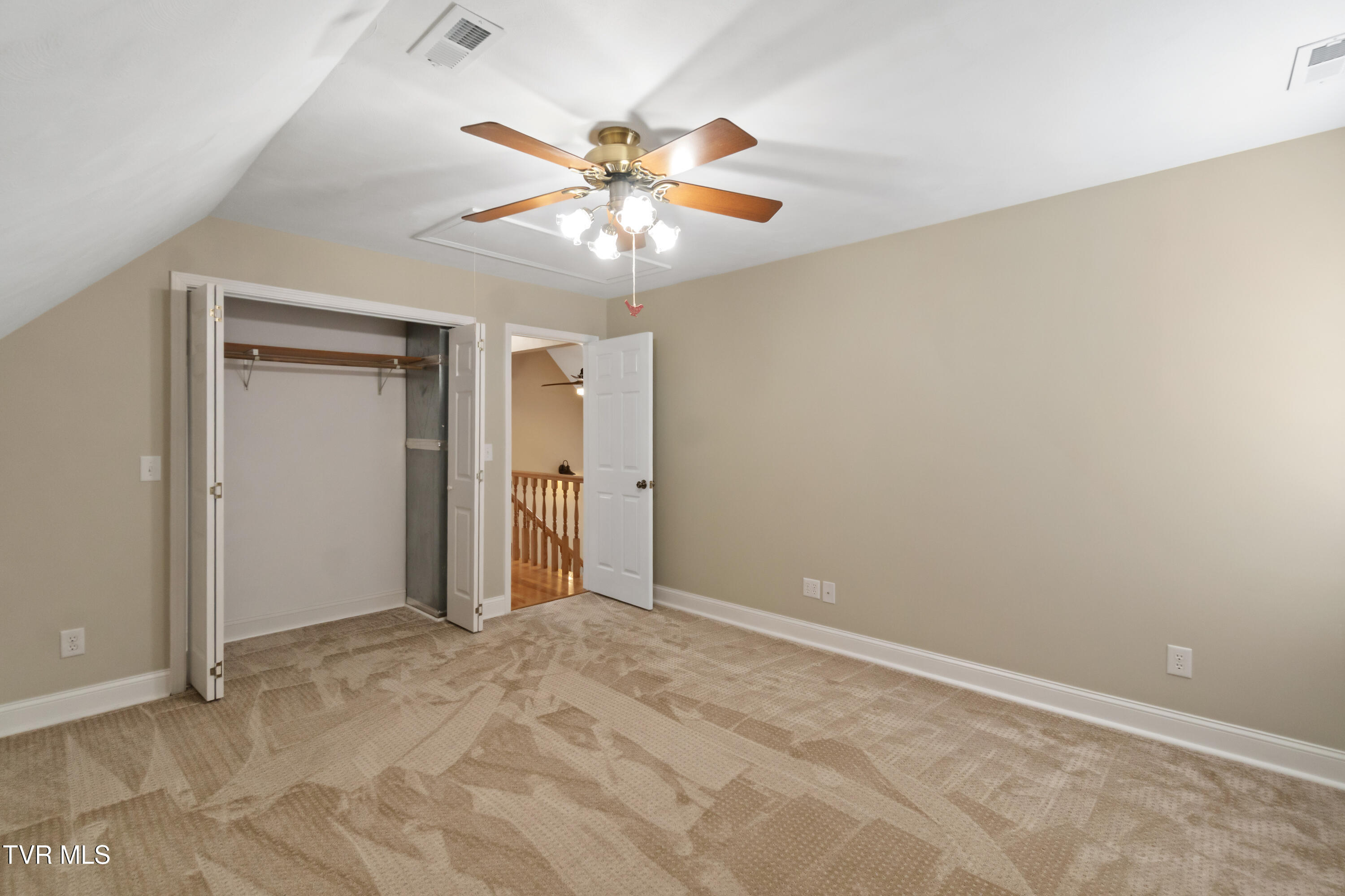 2361 Old Stage Road Greeneville, TN 37745 - Photo 44 of 88 36