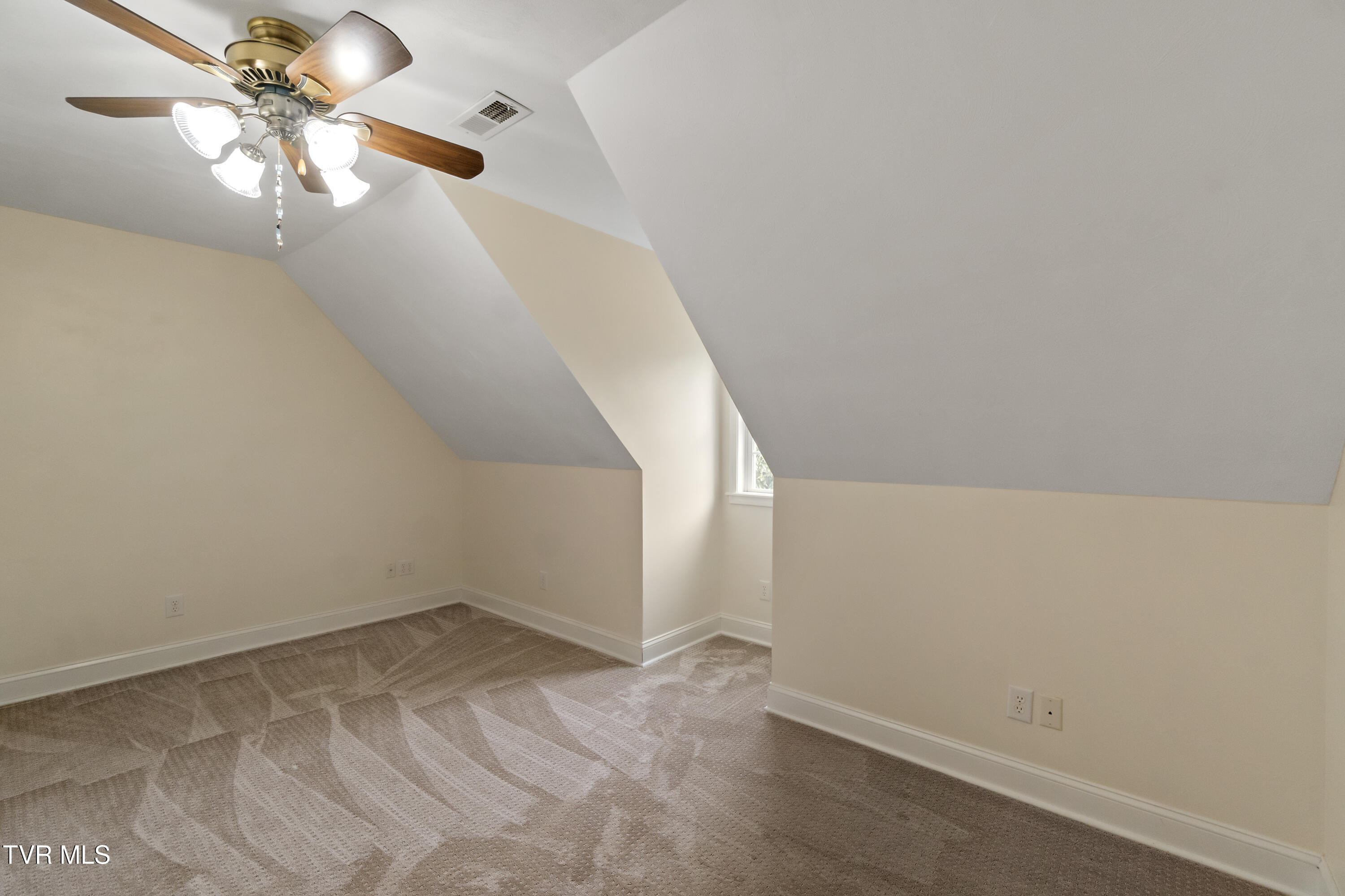 2361 Old Stage Road Greeneville, TN 37745 - Photo 48 of 88 39