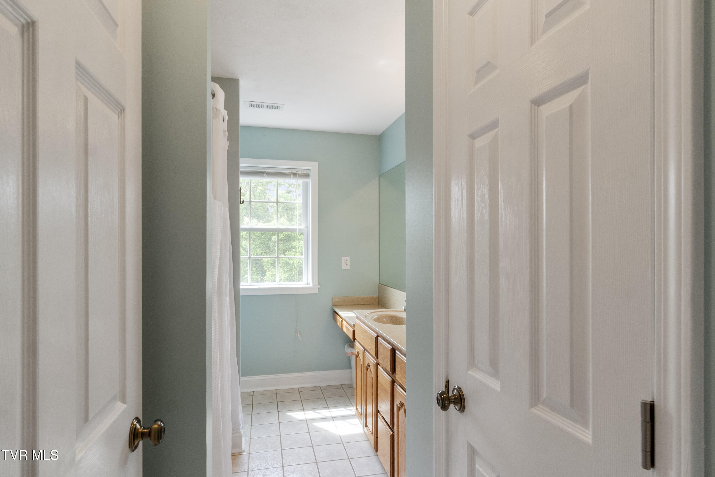 2361 Old Stage Road Greeneville, TN 37745 - Photo 51 of 88 41