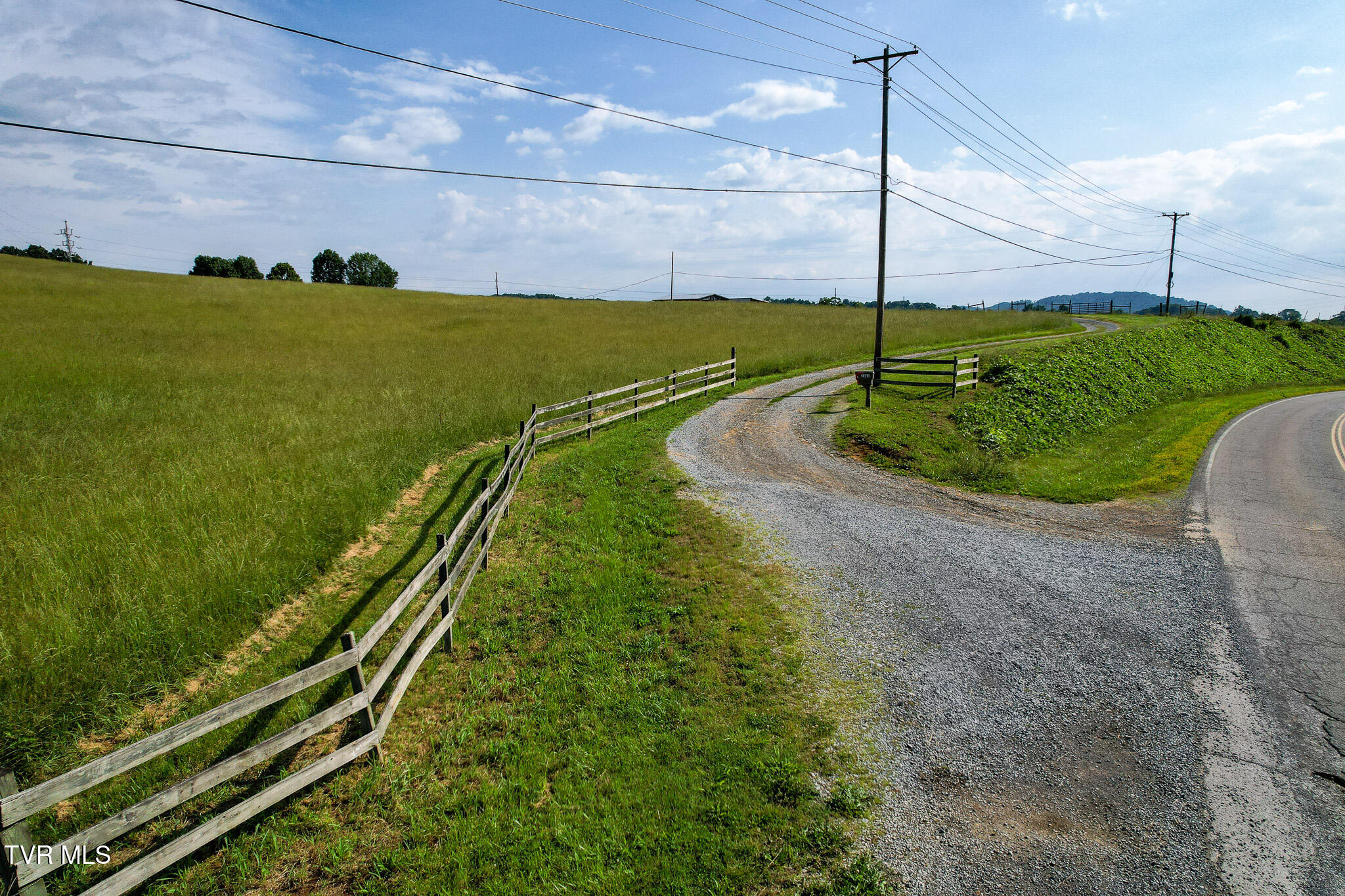2361 Old Stage Road Greeneville, TN 37745 - Photo 62 of 88 52