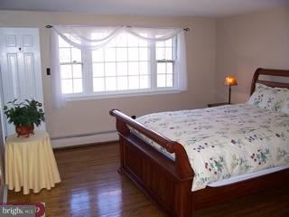 276 Cherry Lane Doylestown, PA 18901 - Photo 5 of 6