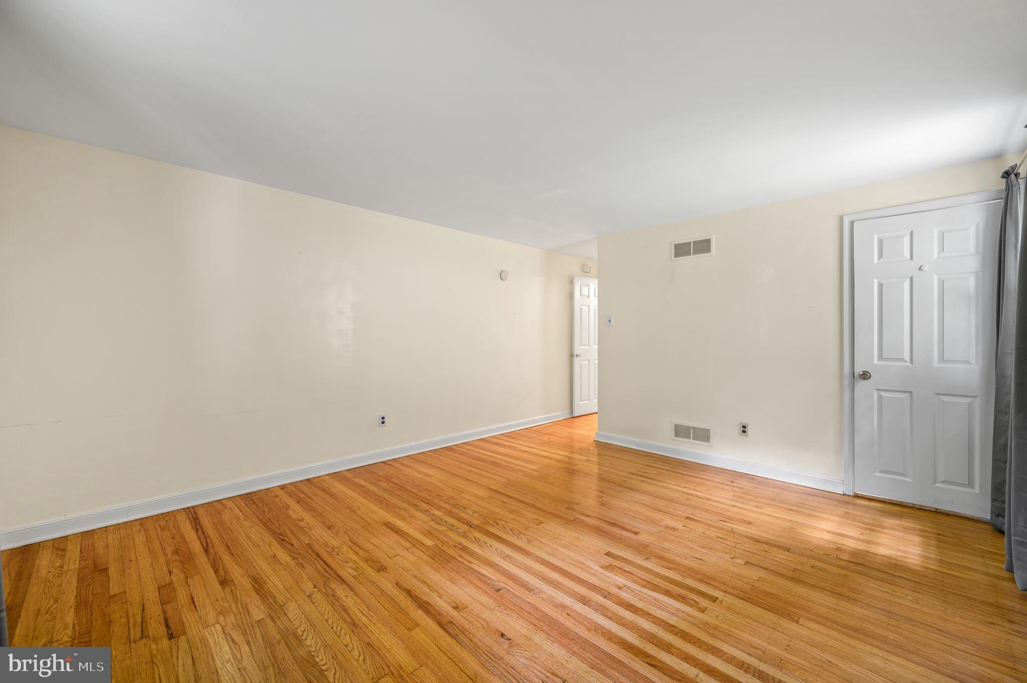 233 Arden Road Conshohocken, PA 19428 - Photo 17 of 24 Primary Bedroom
