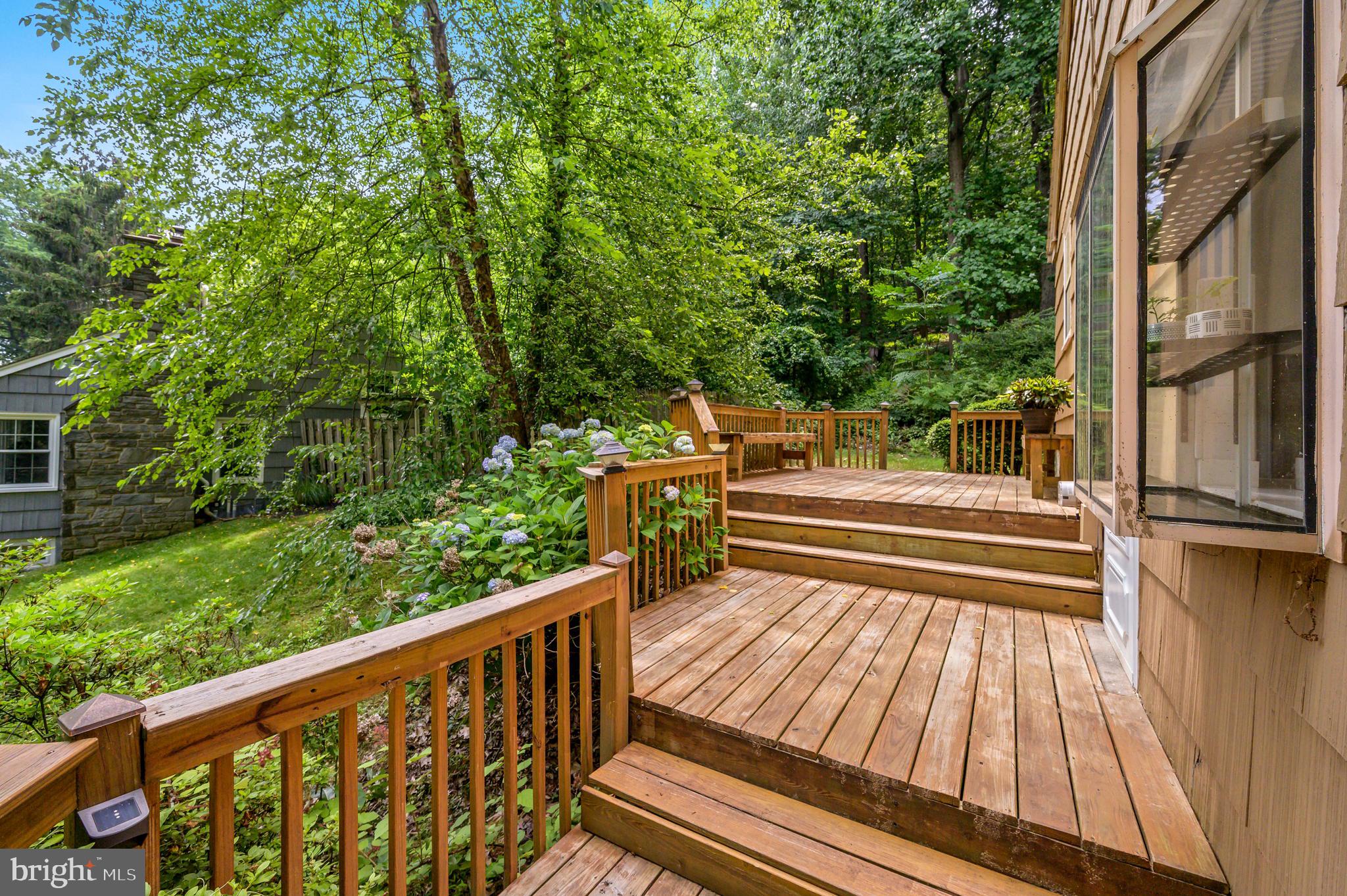 233 Arden Road Conshohocken, PA 19428 - Photo 23 of 24 Deck