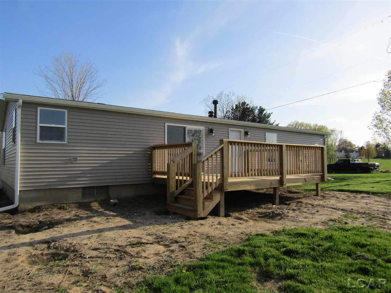 1566 East Carleton Road Adrian, MI 49221 - Photo 5 of 45
