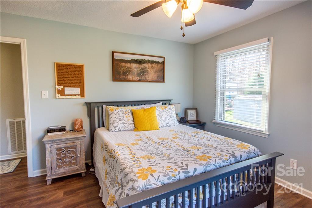 809 Crestridge Road, Unit 11 Statesville, NC 28677 - Photo 23 of 41 Gallery Image 23