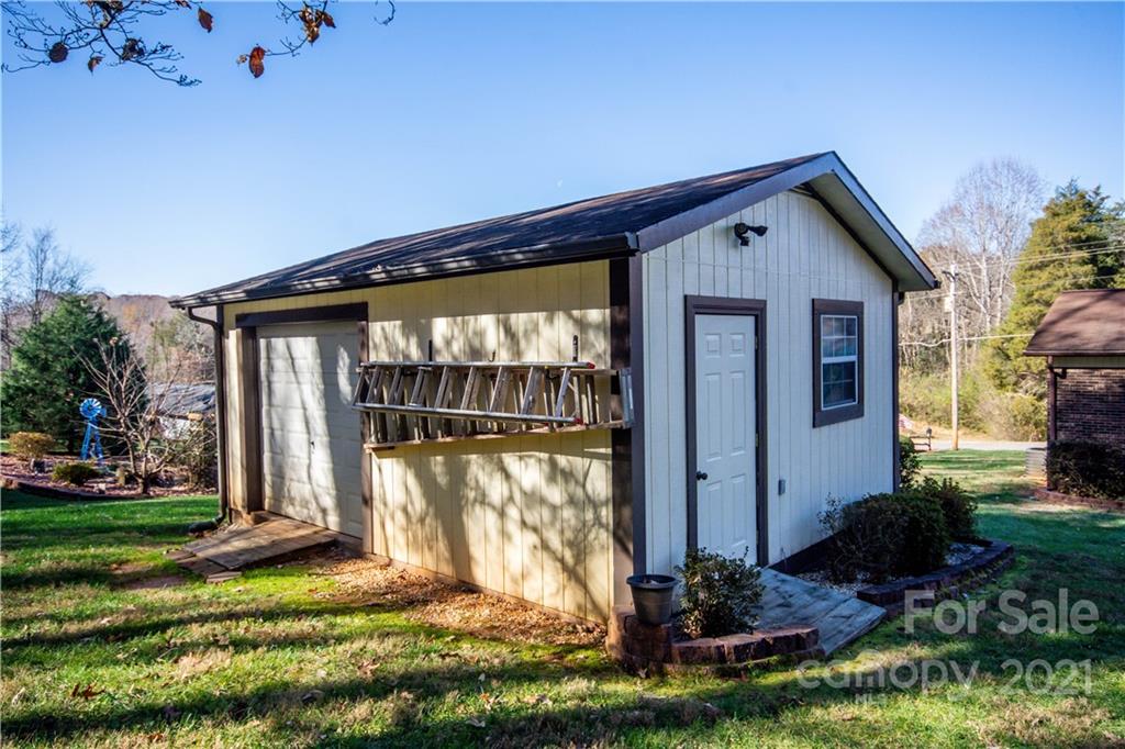 809 Crestridge Road, Unit 11 Statesville, NC 28677 - Photo 36 of 41 Gallery Image 36