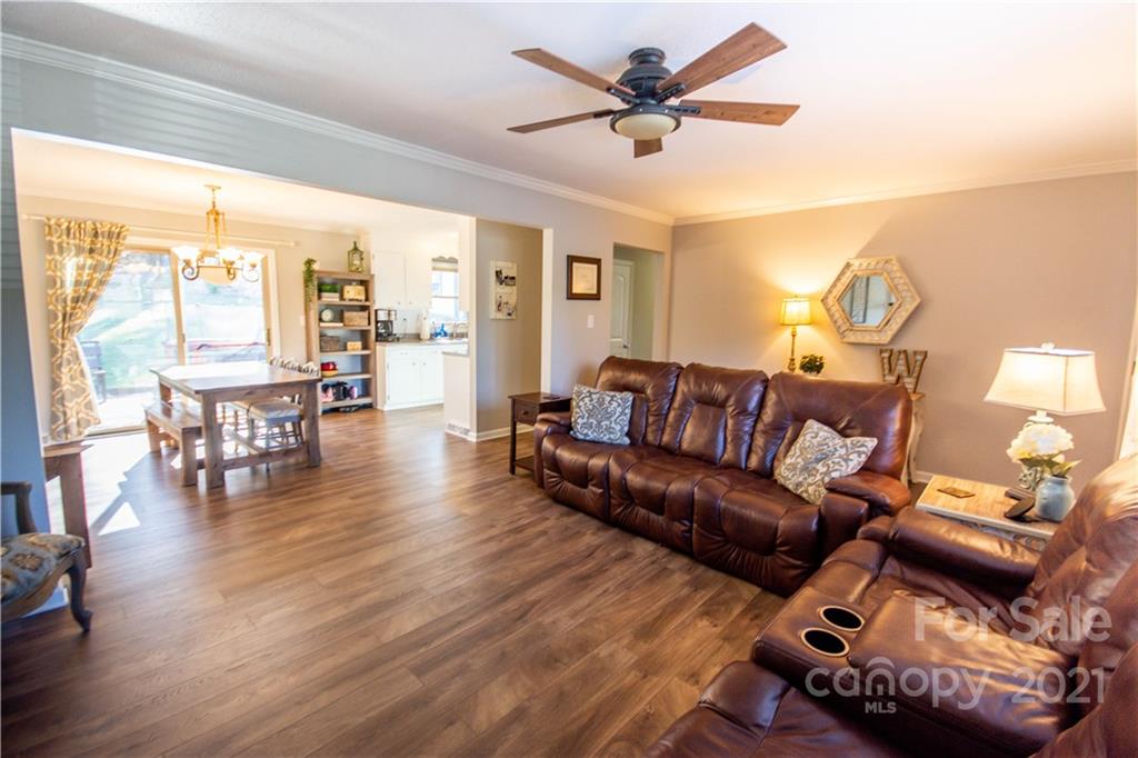 809 Crestridge Road, Unit 11 Statesville, NC 28677 - Photo 9 of 41 Gallery Image 9