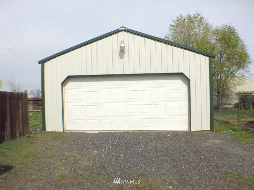 8616 Jean Road Northeast Moses Lake, WA 98837 - Photo 15 of 25 Gallery Image 15