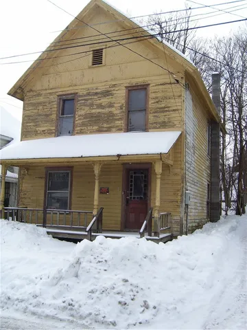 $29,900 | 11 Taylor Street, Oxford, NY 13830