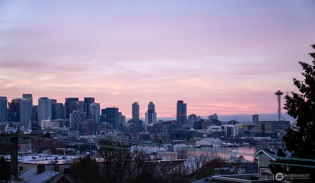 $5,000 | 2212 Franklin Avenue East, Unit B, Seattle, WA 98102