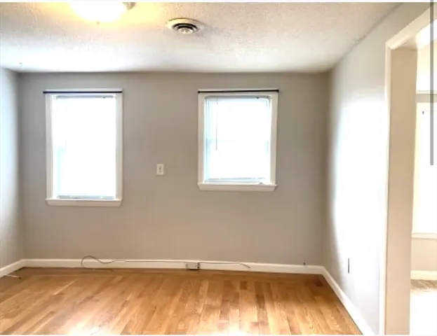 $1,850 | 339 Village Street, Unit 1A, Millis, MA 02054