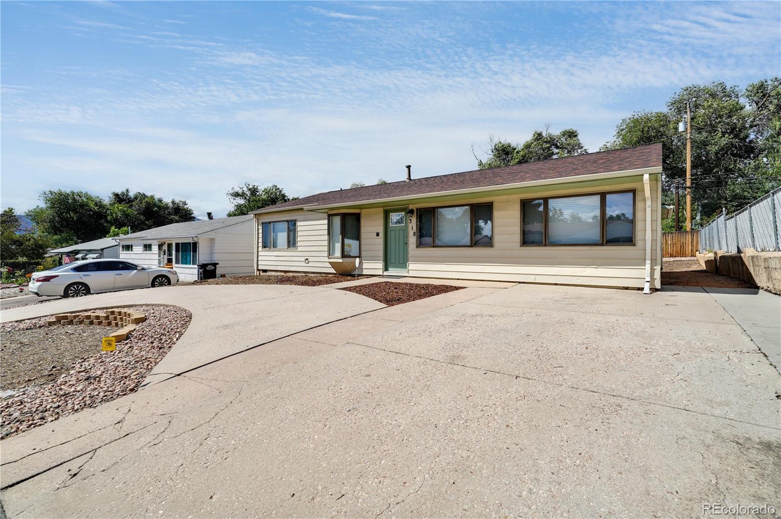 318 Maplewood Drive Colorado Springs, CO 80907 - Photo 25 of 32