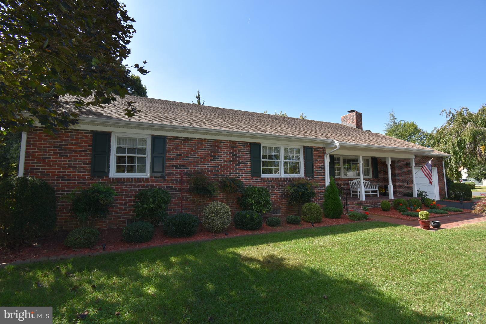 8 Kiowa Road Cambridge, MD 21613 - Photo 3 of 28 Exterior (Front)